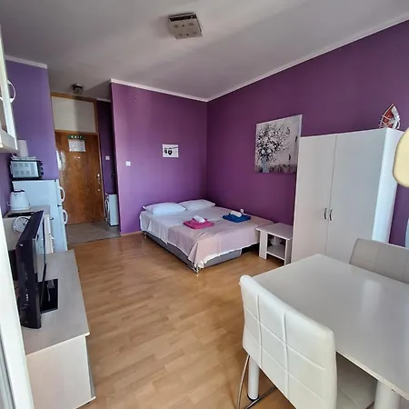 아파트 Kiki, 7th Floor, With A Sea View, Free Wifi, For 2 Persons 자다르