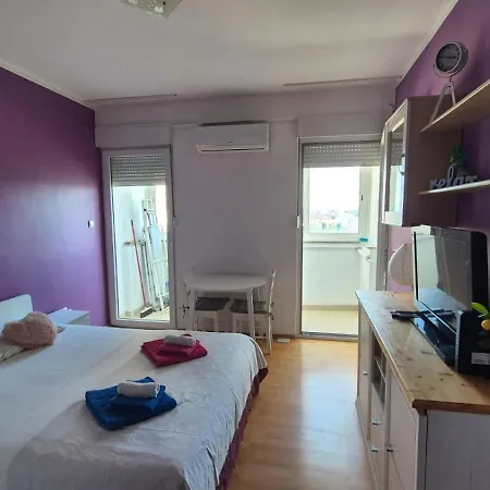 Kiki, 7th Floor, With A Sea View, Free Wifi, For 2 Persons 아파트 자다르
